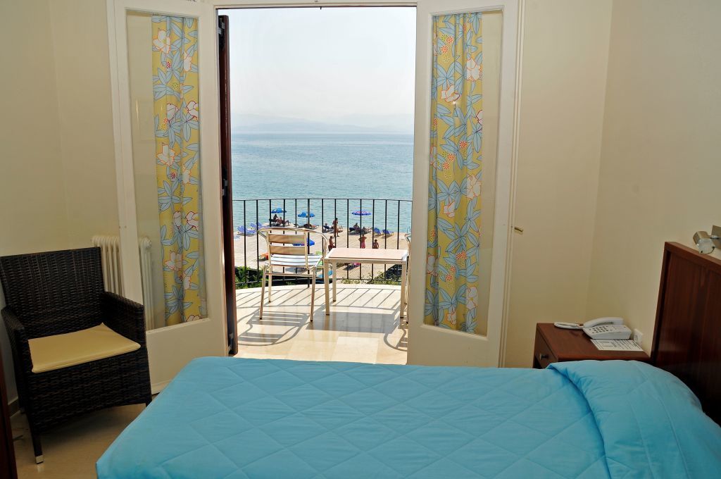 Dassia Beach Hotel 2*